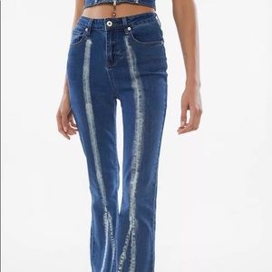 I am Gia Savanah mid rise flare jeans